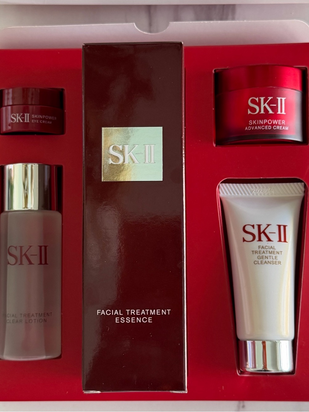 SK-II Pitera Luxury Skincare Set – New In Box